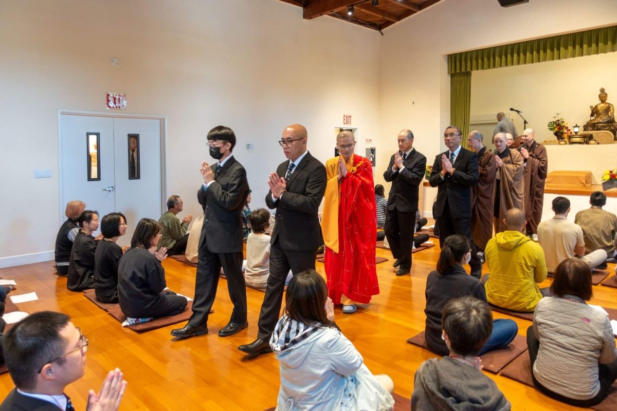 「皈依三寶 點亮心燈」──方丈和尚果暉法師正授三皈五戒典禮報導